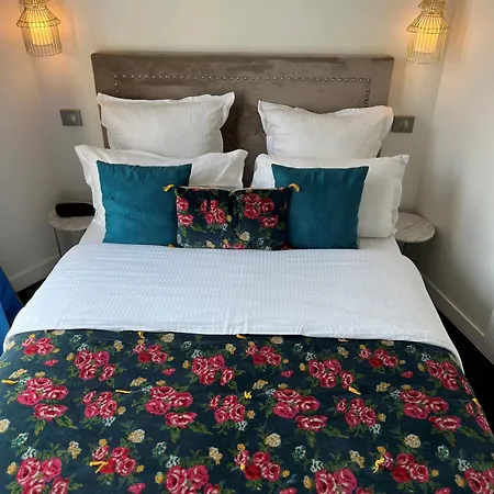 Hotel Cluny Square