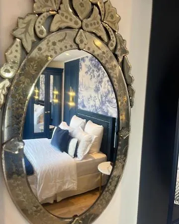Hotel Cluny Square 3*