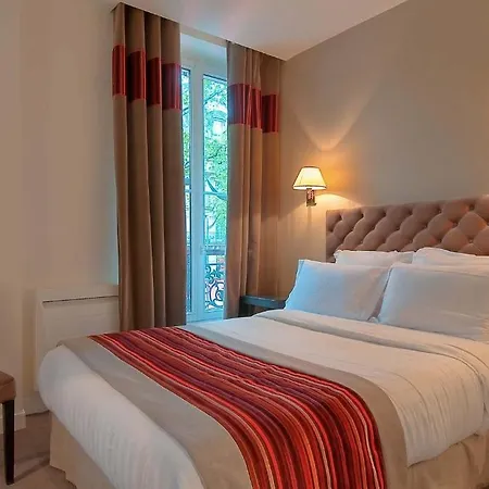 Cluny Square 3* Parigi