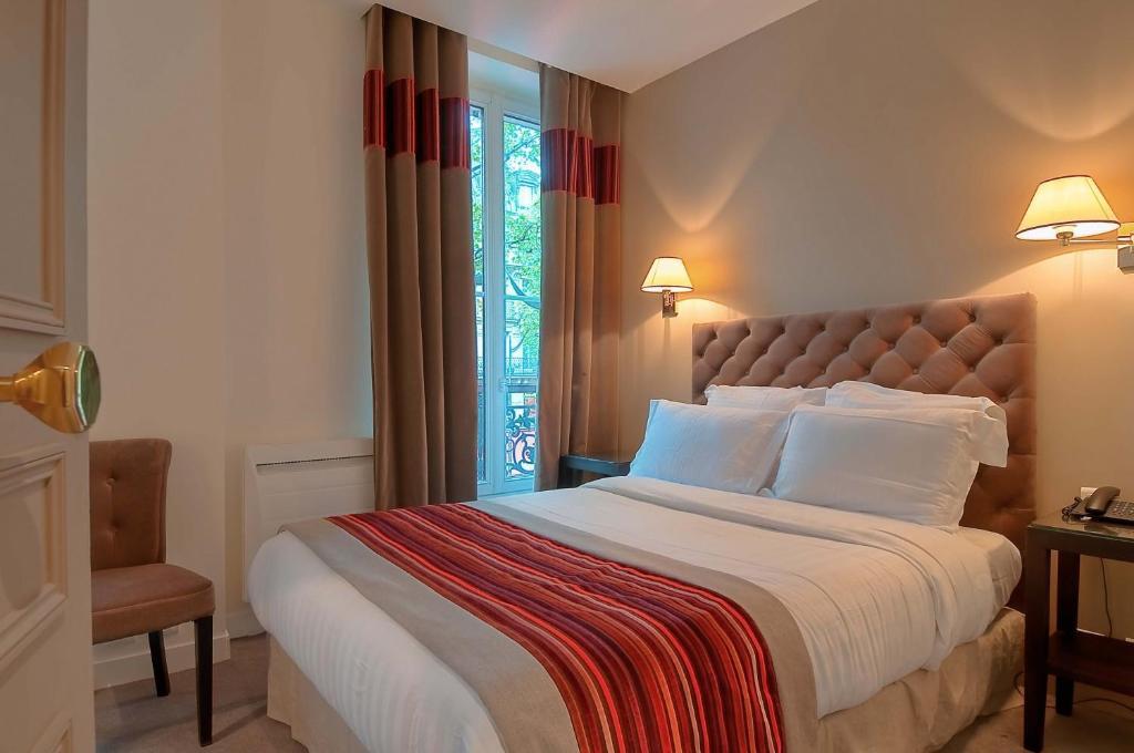 Cluny Square 3* Parigi